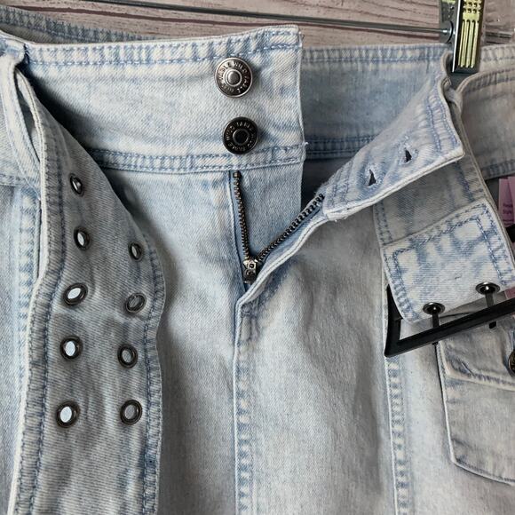 Wild Fable Denim Jean Mini Skirt with Belt Light Wash Size 00 - Picture 4 of 13